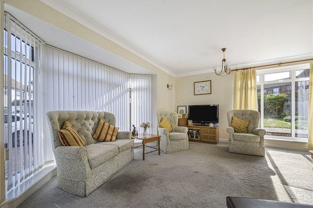11, Lapworth Close, Kent photo 4