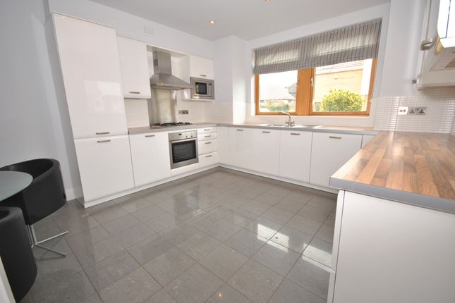 Detached house to rent in Oakfield, Bingham Road, Radcliffe On Trent, Nottingham