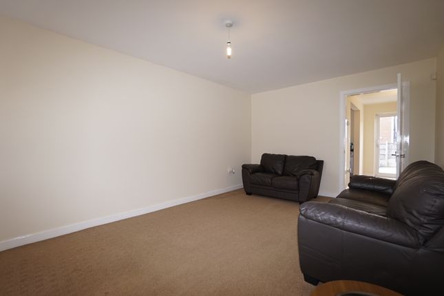3 , Chapel Street, Platt Bridge, Wigan photo 4