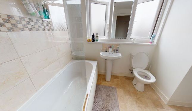 Quarry Place Woodhouse, Leeds photo 4