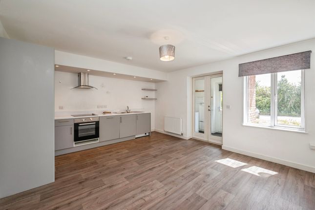 2, Chestnut Drive, Norwich photo 2