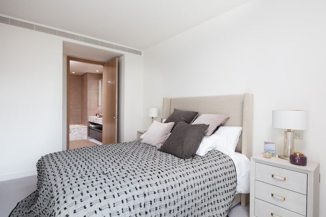 Flat for sale in Principal Place, Shoreditch