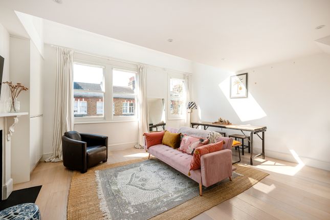 19c, Hormead Road, London photo 2