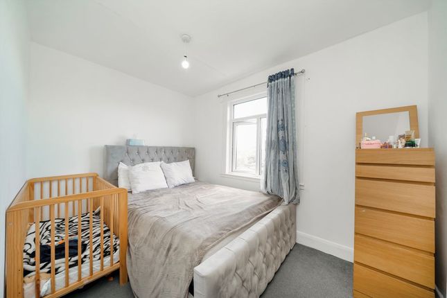60C, Crownhill Road, London photo 4