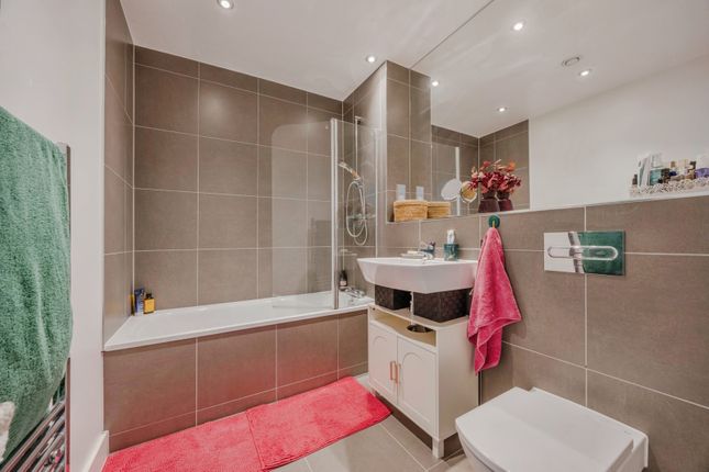 Flat 15, Red Deer Court, 4, Sanderstead Road, South Croydon photo 4