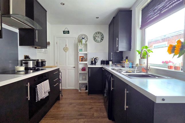 40, Avenue Road, Great Yarmouth photo 4