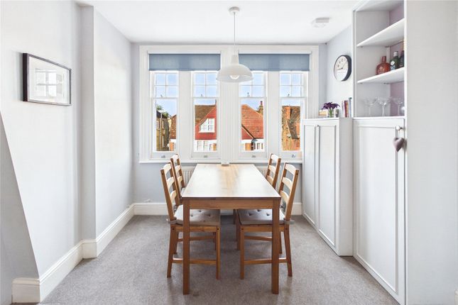 Flat 3, 1, Riggindale Road, London photo 4