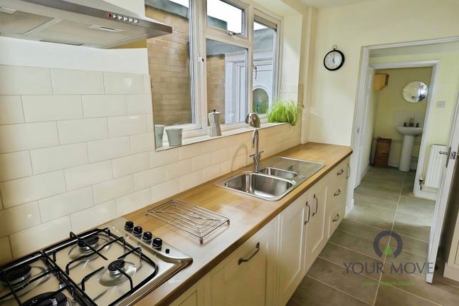 24, Miller Crescent, West Midlands photo 4