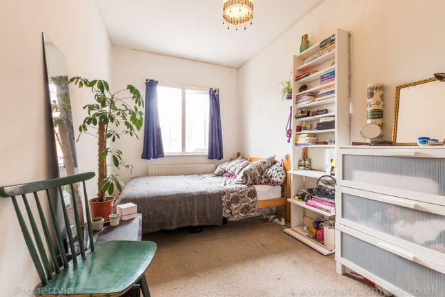 Flat 3, 11, East Dulwich Road, London photo 4