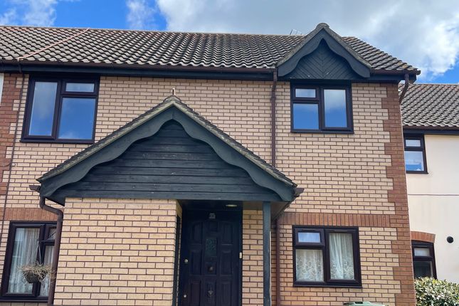 Maisonette to rent in Sutherland Place, Wickford