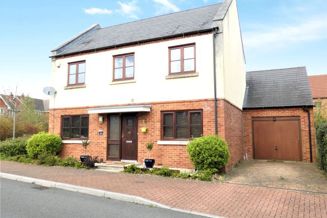 Thumbnail Detached house for sale in Highpath Way, Basingstoke