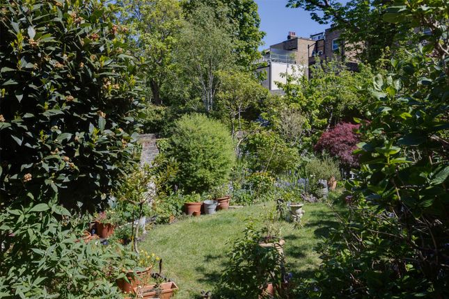 18, Burghley Road, London photo 4