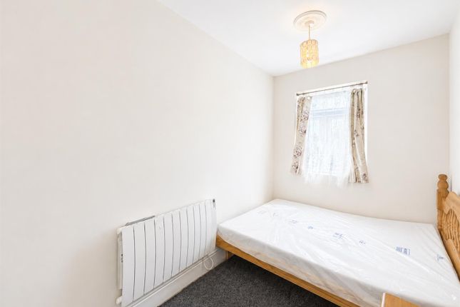 9, Maswell Park Road, Hounslow photo 3