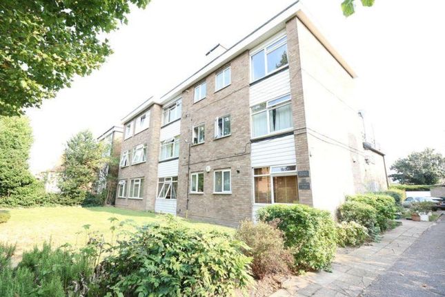 Flat to rent in Hedgemoor Court, Castle Avenue, London, Greater London