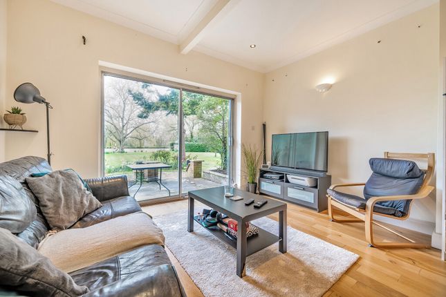 Terraced house for sale in The Warren, Caversham, Reading, Berkshire