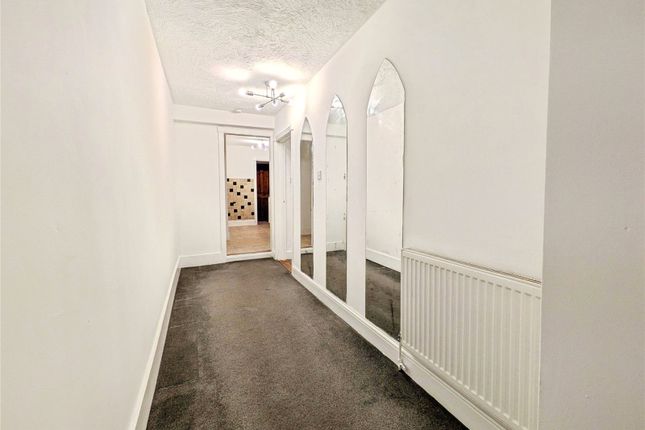 Flat A, 54, Broadway, Kent photo 3
