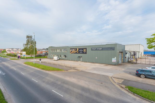 Industrial to let in Unit 1 Greenbridge Centre, Greenbridge Road, Swindon