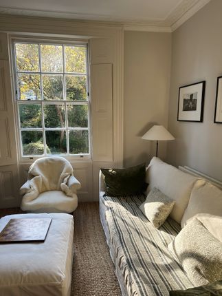 Terraced house to rent in Albion Square, London