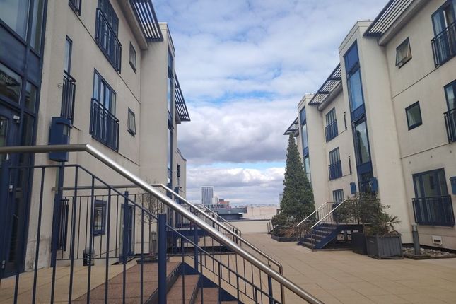 104 Royal Arch Apartments, The Mailbox, Wharfside Street, BIRMINGHAM photo 4