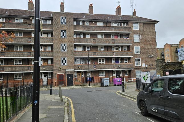 2-bed flat on 40 New court House, Pott St, London, £340,000