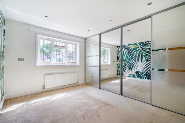 39, Chinbrook Road, London photo 4