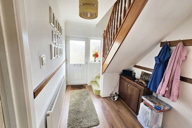 7, Park Crescent, Neath photo 4
