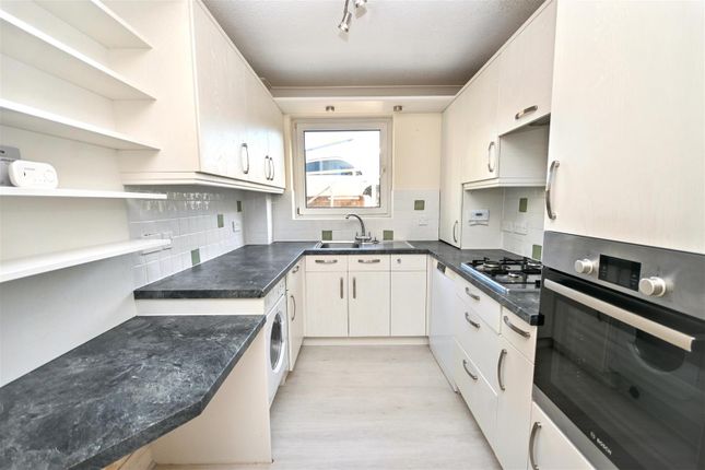 1, Broad Oaks, 32 Silverdale Road, Eastbourne photo 4