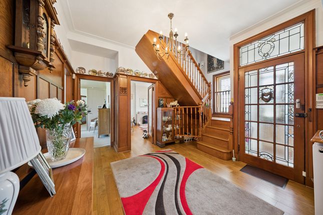 15 Kessington Road, Glasgow photo 4