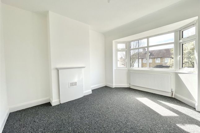 Terraced house to rent in Cornwall Avenue, Southall