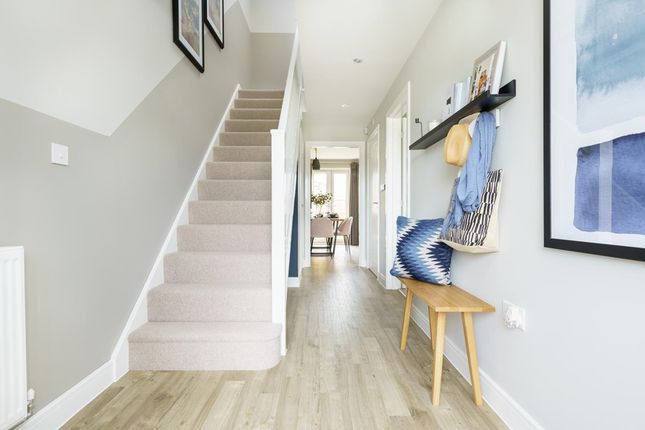 Large Hall With Handy Storage