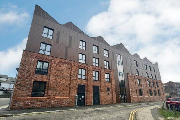 Thumbnail Flat to rent in Block B Crossings, Macclesfield