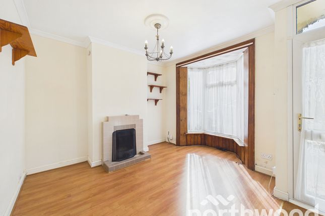 41, Hardinge Road, Ashford photo 4