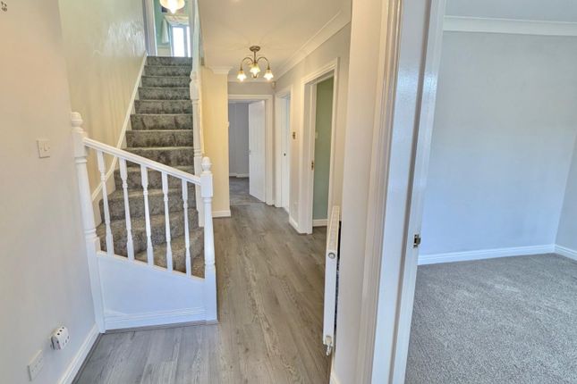7, Shylock Grove Heathcote, Warwick photo 2