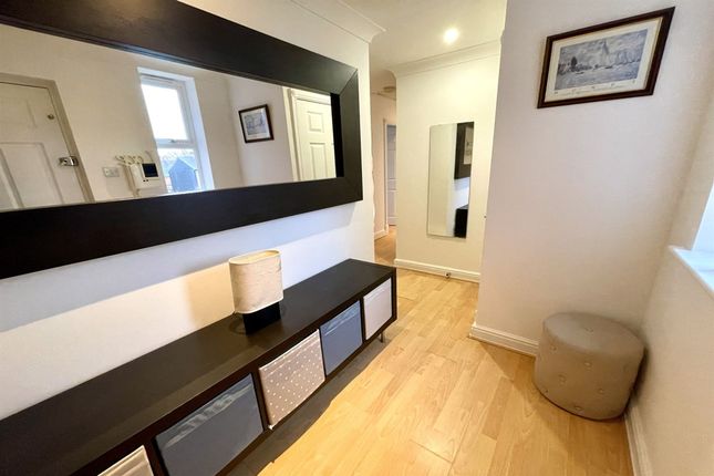 Flat 12, Trinity Court Green Street, Knutsford photo 3