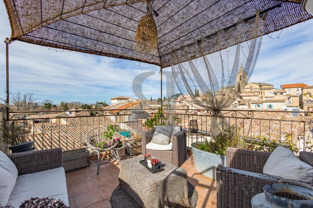 Apartment for sale in Mazan, Provence-Alpes-Cote D'azur, 84380, France
