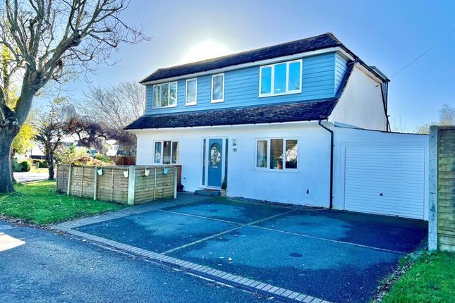 Detached house for sale in Roundle Avenue, Bognor Regis