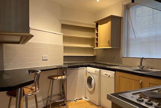 Stanlake Road, London photo 5