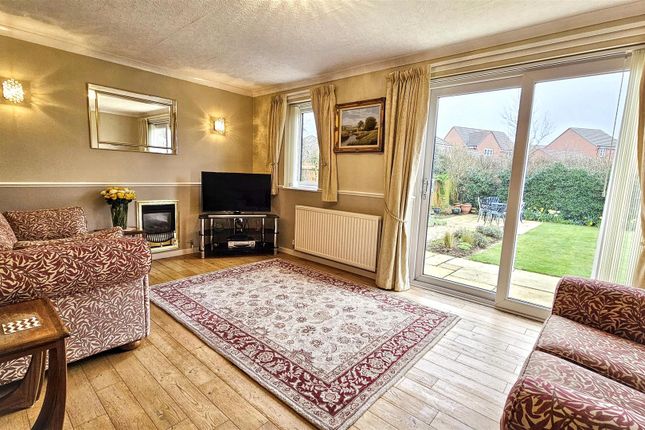 70, Pulford Drive, Thurnby photo 4