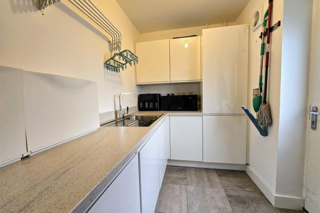 Detached house for sale in Hoult Court, Wakefield