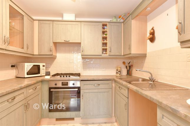 Horatio Place, Fennel Close, Rochester photo 3