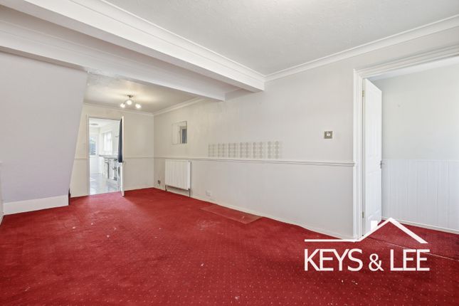 294 Collier Row Lane, Romford, Greater London photo 4