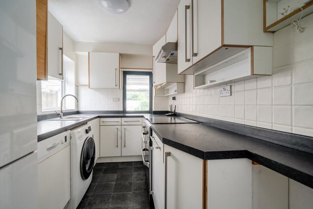 Chesswood Road, West Sussex photo 2