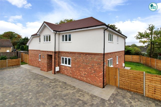 Thumbnail Flat to rent in Merton Avenue, Hartley, Longfield, Kent