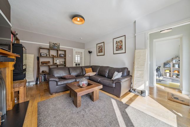 114 Monteith Drive, Glasgow photo 3