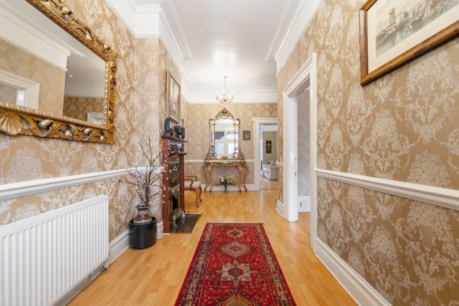3, Roehampton Lane, London photo 4