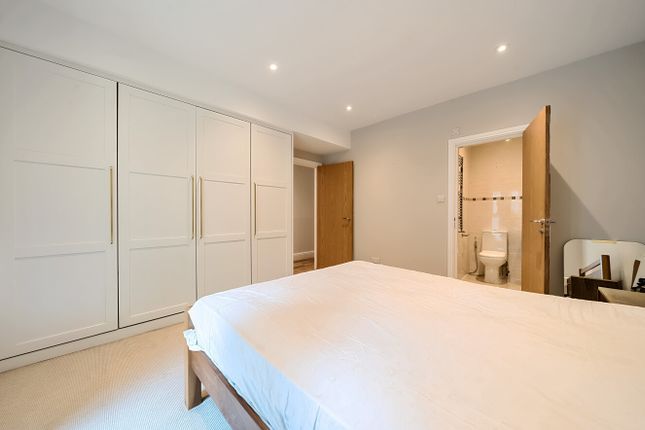 Flat for sale in Cathnor Road, London