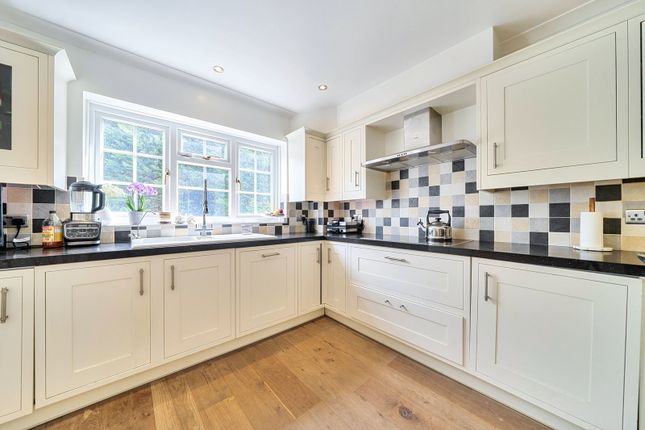 9, Heatherbank, Chislehurst photo 4