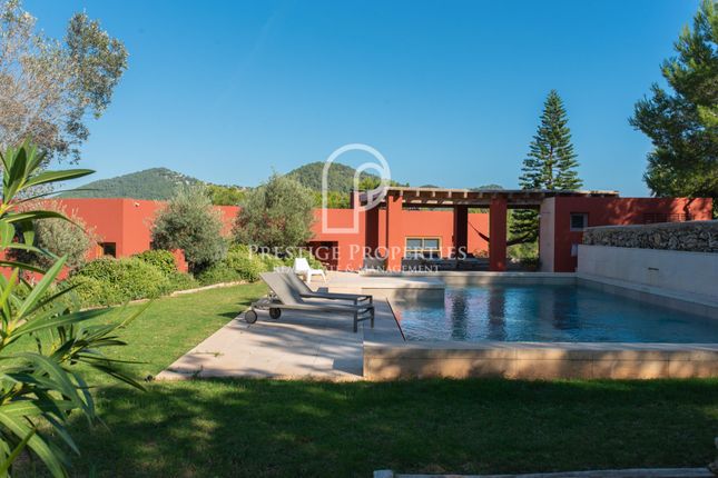 Thumbnail Villa for sale in Santa Eulalia Countryside, Ibiza, Spain