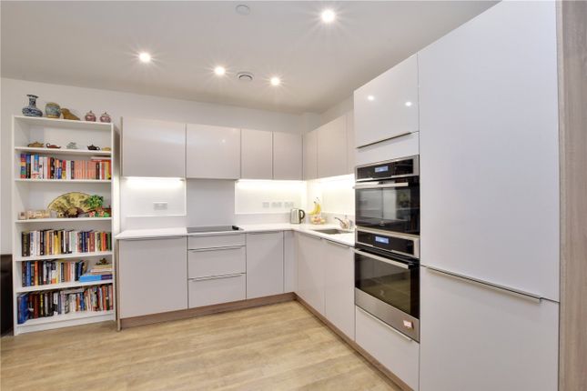 Flat for sale in Ossel Court, 13 Telegraph Avenue, Greenwich, London