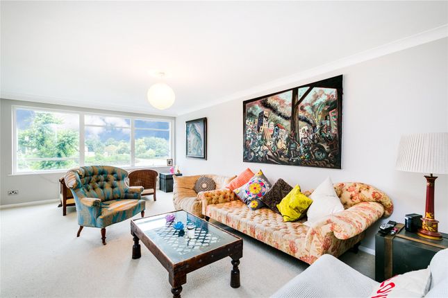 Flat to rent in River House, 23 The Terrace, London